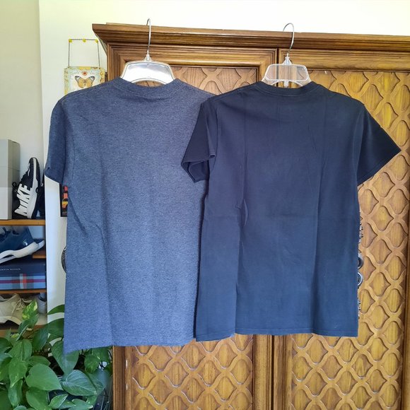 3/$15 MARVEL Deadpool Corss Armed Circle Splatter Distressed Logo Tee - Black, S - Picture 13 of 16